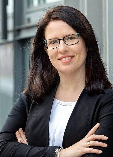 Dr. Nicole Lorenz